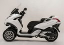 Peugeot_metropolis_400i_6.jpg
