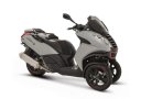 Peugeot_metropolis_400_rs_2.jpg