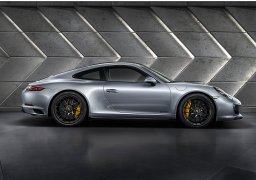 Porsche-911-Carrera-4-GTS-4.jpg