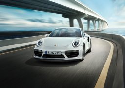 Porsche-911-Turbo-S-3.jpg