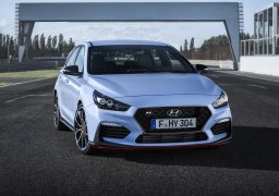 Hyundai-i30-N-2017-1.jpg