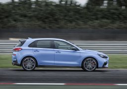 Hyundai-i30-N-2017-6.jpg