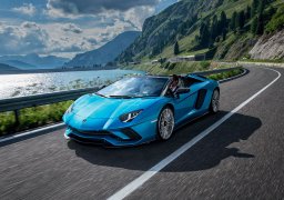 Lamborghini-Aventador-S-Roadster-4.jpg