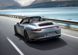 Porsche-911-Carrera-4-GTS-Cabriolet-2.jpg