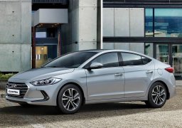 Hyundai-Elantra-2016-1.6 AT-1 (2).jpg