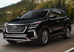 Hyundai_santa_fe_se_2018_8.jpg