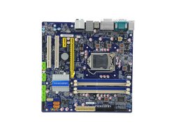 Foxconn-Q67M-S-1.jpg