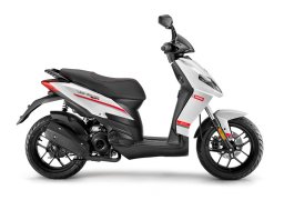 Derbi_variant_sport_50_2t_3.jpg