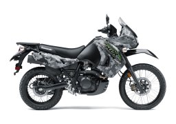 Kawasaki_klr_650_camo_2018_3.jpg