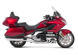 Honda_gold_wing_2018_3.jpg