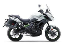 Kawasaki_versys_650_lt_2018_2.jpg