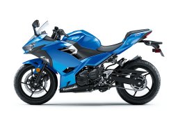Kawasaki_ninja_400_abs_2018_5.jpg