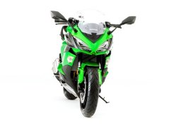 Kawasaki_ninja_1000_abs_2018_1.jpg