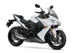 Suzuki_gsx_s1000f_abs_2018_1.jpg