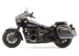 Yamaha_v_star_1300_deluxe_2016_2.jpg