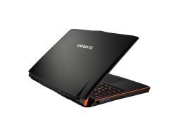 Gigabyte-P56XT-6.jpg