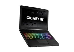 Gigabyte-SabrePro-15-5.jpg