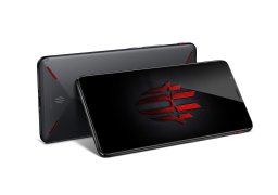 Nubia_red_magic_2.jpg