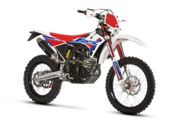 Fantic_250_e_casa_1.jpg