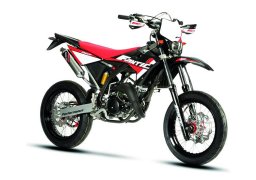Fantic_50_m_performance_1.jpg