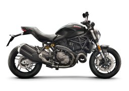 Ducati_monster_821_2018_2.jpg