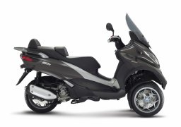 Piaggio-MY16-MP3-500-BUSINESS-ABS-2018-2.jpg