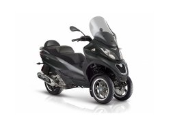 Piaggio-MY18-MP3-500-SPORT-ABS-4.jpg