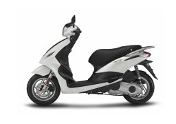 Piaggio-FLY-150-2018-3.jpg