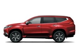 Mitsubishi_pajero_sport_g_4x4_at_premium_2018_9.jpg