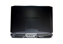 Eluktronics-P775TM1-G-4.jpg