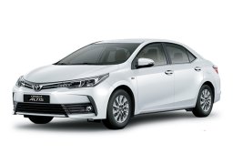 Toyota_corolla_altis_18e_mt_2018_4.jpg