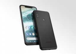 Motorola_one_power_2.jpg