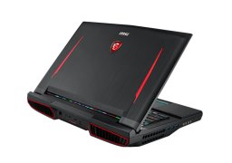 Msi_gt75_titan_9sf_3.jpg