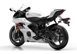 Yamaha_yxf_r6_2019_3.jpg