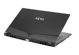 Gigabyte_aero_17_kb_6.jpg