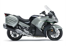 Kawasaki_concours_14_abs_2020_2.jpg