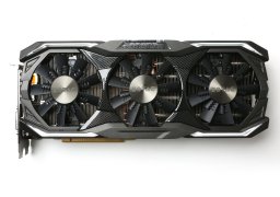 Zotac_geforce_gtx_1070_amp_extreme_core_2.jpg