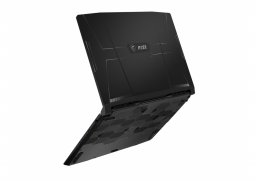 Msi_crosshair_15_b12uez_4.jpg