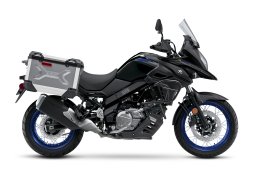 Suzuki_v_strom_650xt_adventure_2022_2.jpg