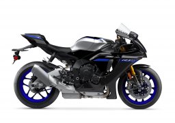 Yamaha_yzf_r1m_2022_2.jpg