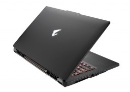 Aorus_17h_2023_8.jpg