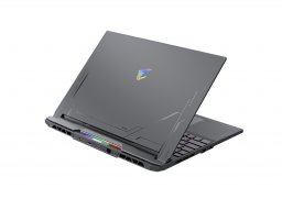 Aorus_15x_akf_2023_8.jpg