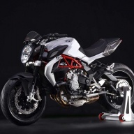 MV Agusta Brutale 800