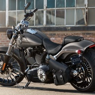 Harley-Davidson Breakout 2015