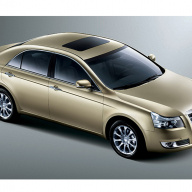 Geely Emgrand8 2.4L 6AT